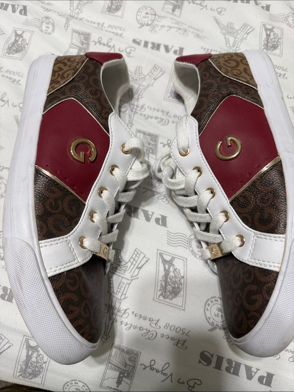 Shoes - Picture 4 of 10